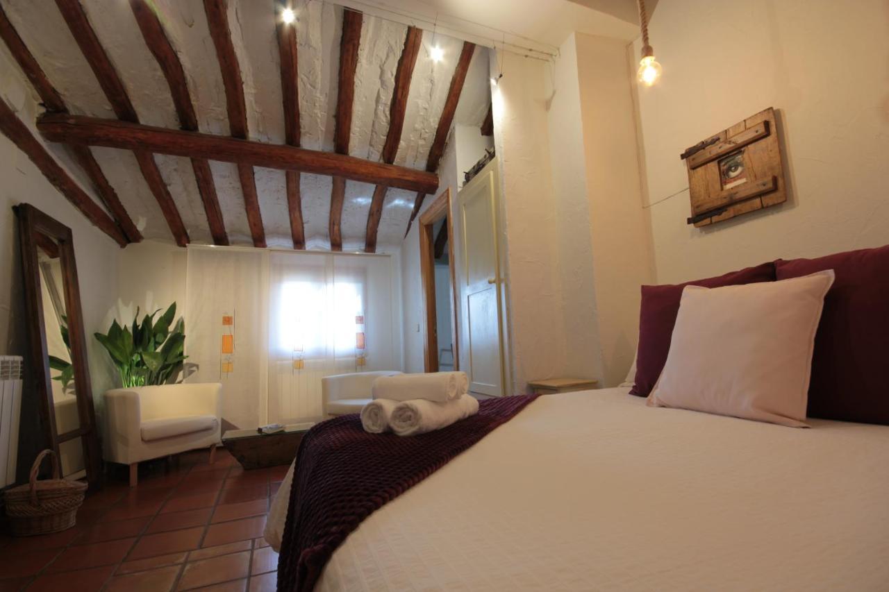 Domitila Rooms Clavijo Exterior photo